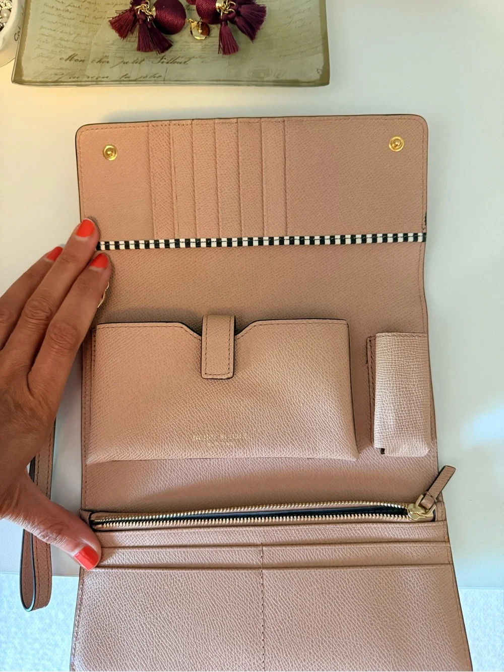 henri bendel soft pink